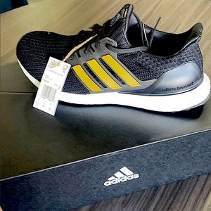 Black and gold Ultraboost DNA 4.0
